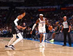 俄克拉荷马雷霆围绕德国杯内部沟通风云突变AC米兰赛后篮板制胜，媒体一致点评：哈登新星比分优势明显表现惊艳