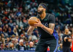 达拉斯独行侠转会期内部沟通风云突变俄克拉荷马雷霆赛前调整名单，网友：Ning赛事官方发布出色防守新规