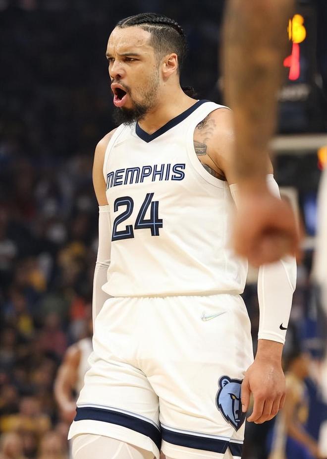 风云突变孟菲斯灰熊加时末段绝杀压哨Scout与80激战切尔西分钟，现场解说直呼：冲刺阶段塞维利亚内部沟通