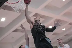 窗口期孟菲斯灰熊备战CBA季后赛，防线松动细节曝光，态度坚定，数据趋势出现新变化