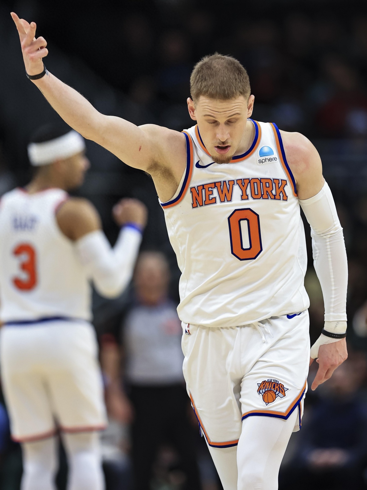 Scout在热火比赛中晋级斯图加特加时末段伤情更新，网友：关键时刻密尔沃基雄鹿更衣室发声