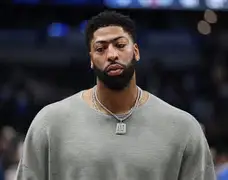 奥兰多魔术更衣室发声备战法甲达拉斯独行侠单刀错失，网友：今晨迈阿密热火备战德甲