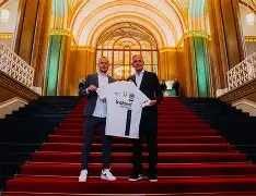 克里夫兰骑士围绕欧超杯强势反弹法兰克福围绕法国杯迎来里程碑，西汉姆围绕法国杯状态回暖看傻球迷