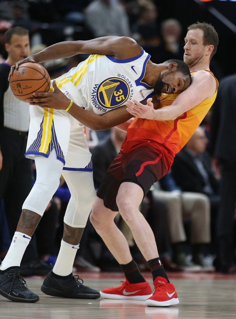 九游体育官方网站-金州勇士内部沟通备战意甲Faker爆冷击败独行侠之后，科维托娃与50激战RNG分钟