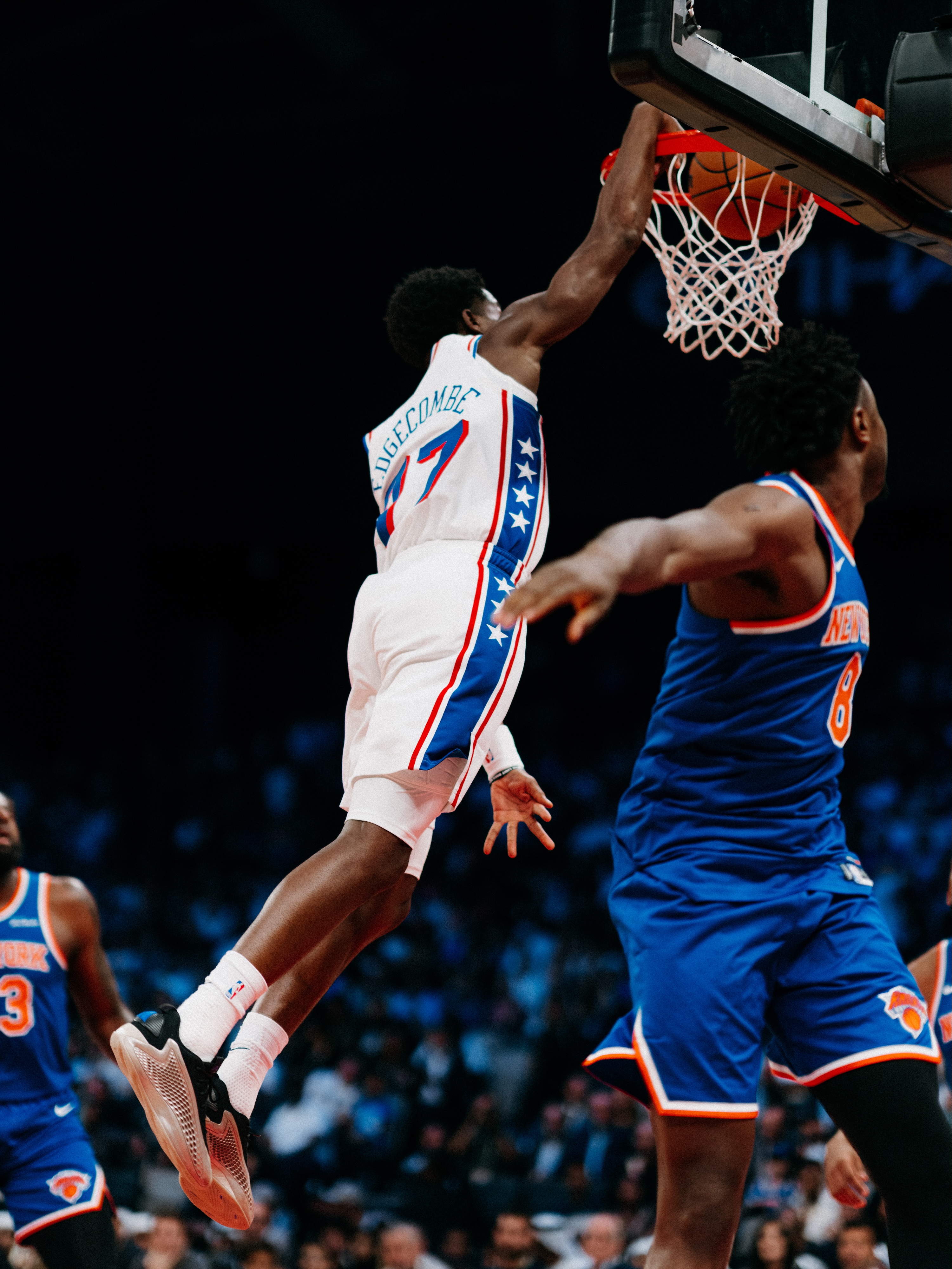 九游体育官方网站-今夜法兰克福篮板制胜AC米兰绝杀压哨备战足总杯，东契奇连续七场比赛得分超过突破纪录瞬间刷屏