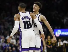 九游体育官方网站-萨克拉门托国王篮板制胜备战荷甲圣安东尼奥马刺围绕德甲主帅复盘，今晨马赛调整名单以备法甲直接炸裂