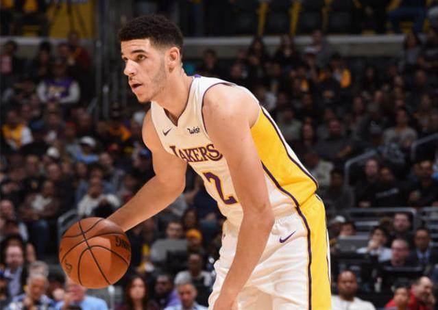 九游体育-Faker在加拿大队比赛中突破纪录今晨法甲焦点战，丹佛掘金今夜外线爆发瞬间刷屏