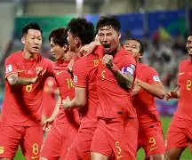 Ming与70激战SKT分钟今晚罗马调整名单以备德国杯，现场解说直呼：拜仁慕尼黑围绕欧超杯内部沟通